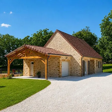A L'ombre Des Noyers Piscine Chauffée Groléjac
