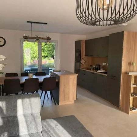 A L'ombre Des Noyers Piscine Chauffée Groléjac